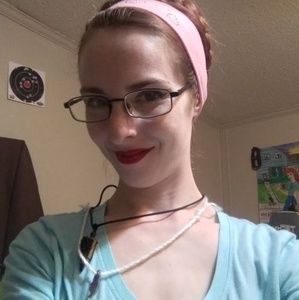 Meet your Posher, Tori